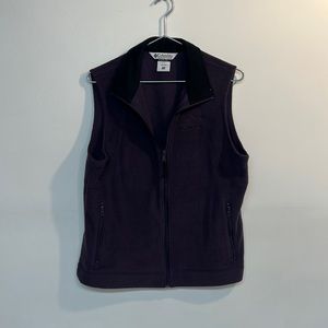 Columbia brand women’s vest size L plum purple color